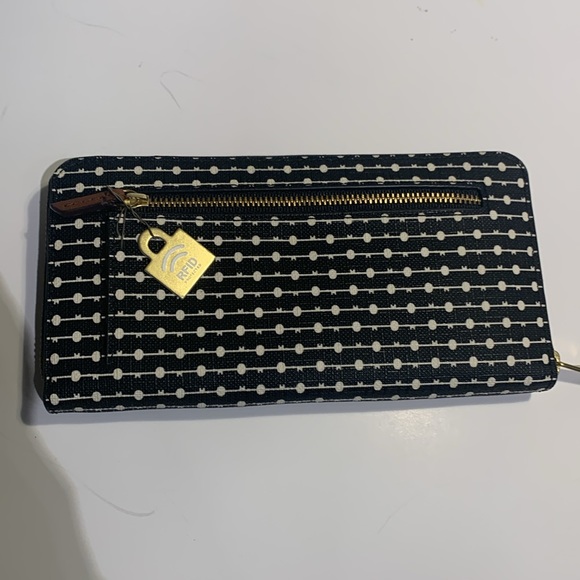 Fossil zip around wristlet wallet - Picture 3 of 8